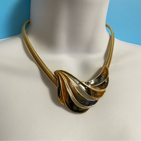 Enamled Gold Tone Chunky Statement Necklace - Picture 3 of 9